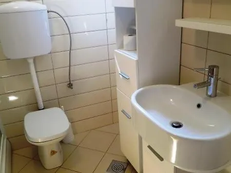 Apartment In With Seaview, Balcony, Air Condition, Wifi Malinska